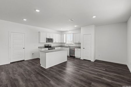 New construction Single-Family house 8207 Brandy Br, San Antonio, TX 78252 plan Sandalwood - image 9