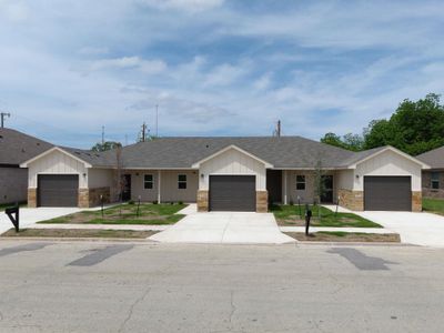 New construction Townhouse house 406 W Ave C, Copperas Cove, TX 76522 - image