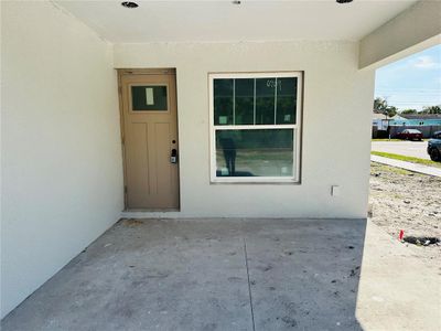 New construction Single-Family house 3837 44Th Ave N, St. Petersburg, FL 33714 - image