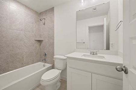 New construction Single-Family house 217 Shady Oaks Dr, Runaway Bay, TX 76246 plan Travis - image 12