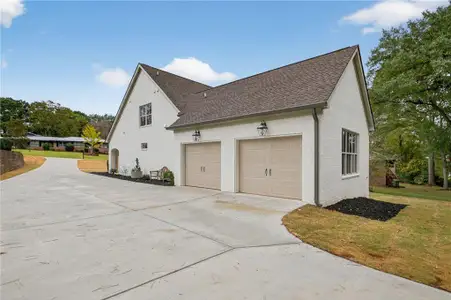 New construction Single-Family house 111 Lakeview Dr, Carrollton, GA 30117 - image