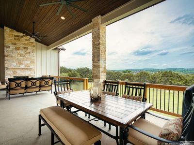 New construction Single-Family house 56 Phillip Ranch Rd, Boerne, TX 78006 - photo 32 32