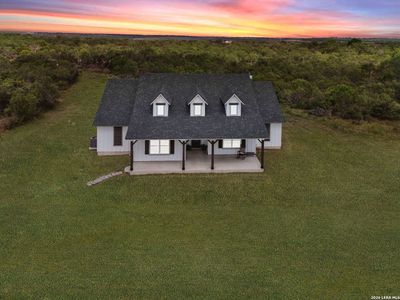 New construction Single-Family house 618 Private Rd, Castroville, TX 78009 - image