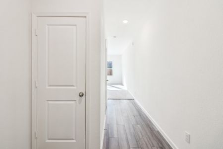 New construction Single-Family house 200 Mayflower Ave, Princeton, TX 75407 plan Endeavor - image 16