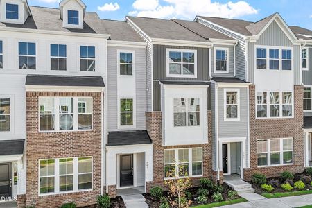 New construction Townhouse house 343 Chesapeake Commons St, Unit 109, Garner, NC 27529 - image