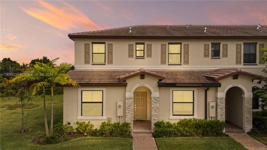 New construction Townhouse house 23101 Sw 99Th Ave, Cutler Bay, FL 33190 - photo 0