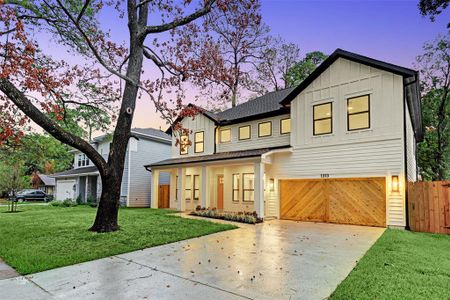 Gorgeous new construction by Oak Forest Builders in highly sought after Oak Forest Elementary*photos of a previously constructed home by the builder, and are not meant to represent 1252 Cheshire exactly. Seller reserves the right to modify finishes at their sole discretion.