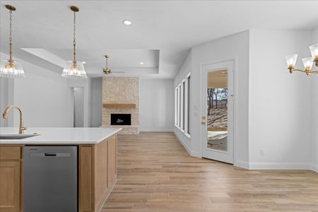 New construction Single-Family house 687 Bent Tree Ln, Weatherford, TX 76085 plan The Wellington II - image 11