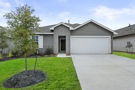 New construction Single-Family house 1050 Argonne, Seguin, TX 78155 - image