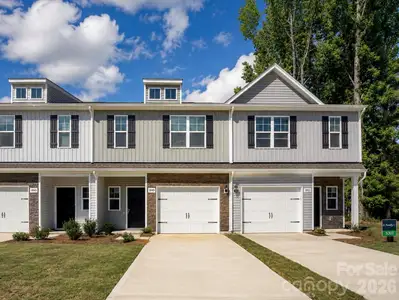 New construction Townhouse house 5929 Wallace Ave, Charlotte, NC 28227 - image