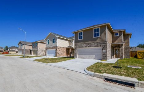 New construction Single-Family house 12202 Heather Flower Lane, Houston, TX 77014 - photo 0