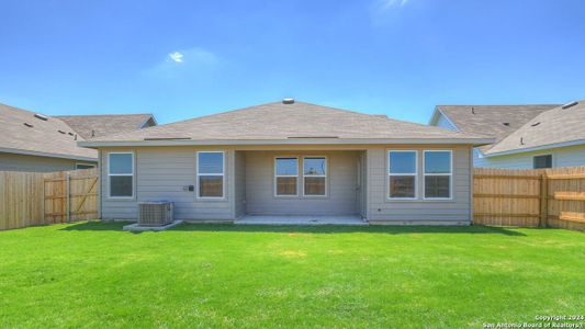 New construction Single-Family house 911 Prince Albert, Seguin, TX 78155 The Lakeway- photo 35 35