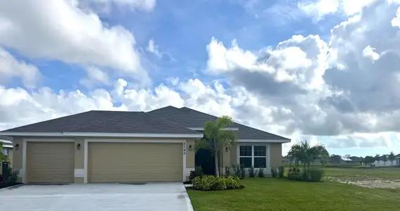 New construction Single-Family house 5740 Waterstone Blvd, Fort Pierce, FL 34951 - image