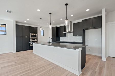 New construction Single-Family house 711 N Paleface Ranch Rd, Unit 7, Spicewood, TX 78669 - image 4