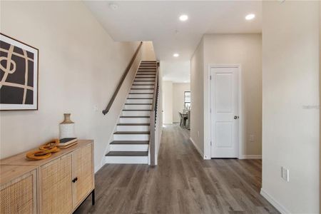 New construction Townhouse house 4367 Cambio Gardens Ct, Tampa, FL 33610 - image 4