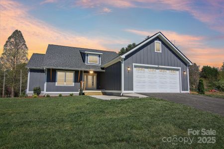 New construction Single-Family house 35 Haywood Park Dr, Hendersonville, NC 28791 - image