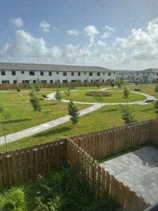 New construction Townhouse house 18963 Sw 345Th Ter, Unit 18963, Homestead, FL 33034 - image 6