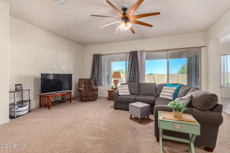 New construction Single-Family house 7266 W Meadowlark Way, Florence, AZ 85132 - photo 7 7