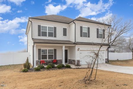 New construction Single-Family house 108 Bonnie Girl Ct, Lillington, NC 27546 null- photo 2 2