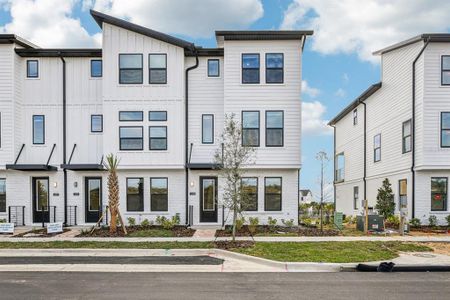 New construction Townhouse house 15345 Hamlin Park Dr, Winter Garden, FL 34787 plan Haines II End Unit - image