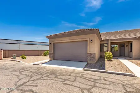 New construction Townhouse house 846 N Pueblo Dr, Unit 137, Casa Grande, AZ 85122 - image