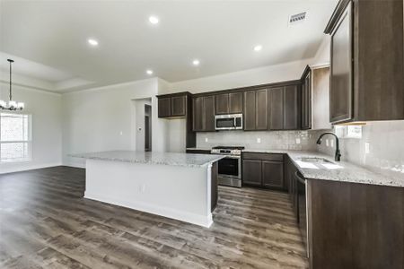 New construction Single-Family house 6427 Tomahawk Dr, Baytown, TX 77523 plan Trinity - image 9