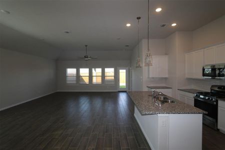 New construction Single-Family house 13045 Mizell Ln, Providence Village, TX 76227 Livingston- photo 3 3