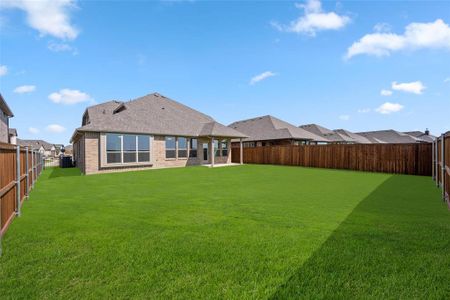 New construction Single-Family house 4369 Sun Meadow Dr, Joshua, TX 76058 Concept 2440- photo 24 24