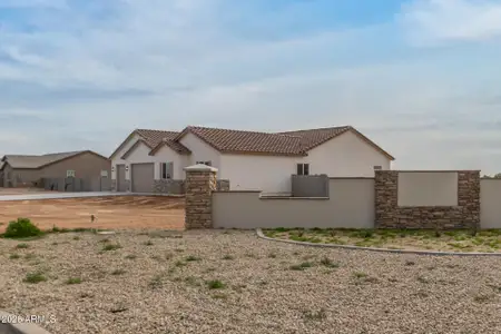 New construction Single-Family house 9543 W Sandstone Mountain Dr, Casa Grande, AZ 85194 - image