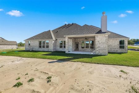 New construction Single-Family house 1024 Silver Sage Trl, Weatherford, TX 76085 - image 3