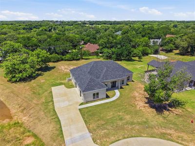 New construction Single-Family house 2304 Candlestick Dr, Granbury, TX 76049 - image 3