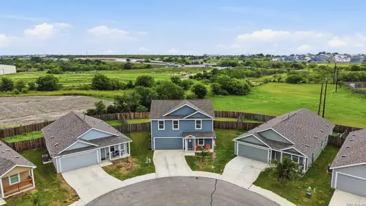 New construction Single-Family house 6202 Fallow Cv, San Antonio, TX 78252 - image
