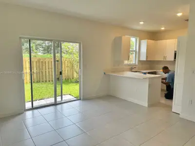 New construction Townhouse house 11965 Nw 47Th Mnr, Coral Springs, FL 33076 null- photo 2 2