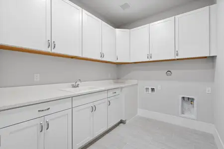 New construction Single-Family house 692 Ravens Landing Dr, Vero Beach, FL 32968 - image 5
