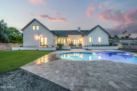 New construction Single-Family house 5739 E Calle Del Paisano, Phoenix, AZ 85018 - image 4