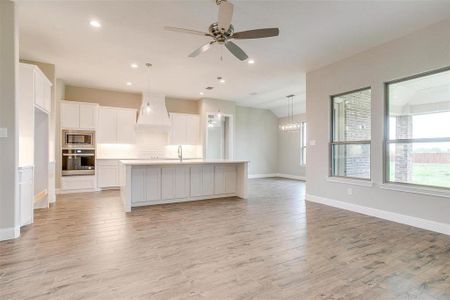 New construction Single-Family house 300 Trail Dust Dr, Godley, TX 76044 null- photo 18 18