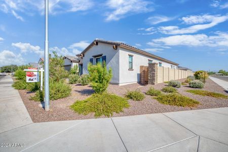 New construction Single-Family house 8027 W Northview Ave, Glendale, AZ 85303 null- photo 2 2