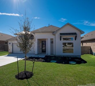 New construction Single-Family house 475 Orchard Way, New Braunfels, TX 78132 - photo 3 3