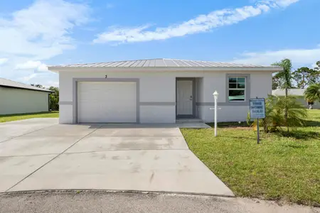 New construction Single-Family house 2 Las Casitas Ct, Fort Pierce, FL 34951 - image