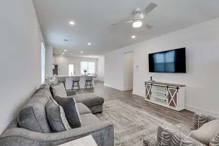 New construction Single-Family house 10820 Eva Mae Blvd, Grand Prairie, TX 76065 plan Luke - image 10