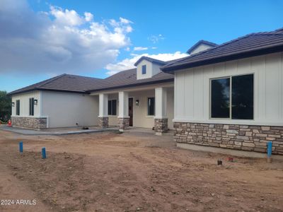 New construction Single-Family house 18011 E San Tan Blvd, Queen Creek, AZ 85142 null- photo 4 4