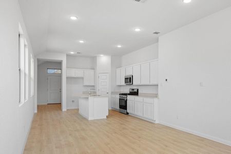 New construction Single-Family house 278 Bendecido Lp, Elgin, TX 78621 plan Cedar | Trinity Ranch - image 6