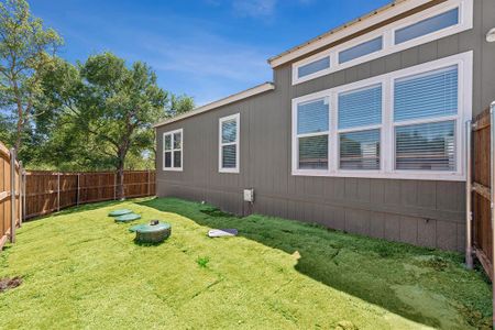 New construction Manufactured Home house 815 Thicket Trl, Granbury, TX 76048 - image