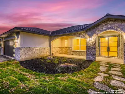 New construction Single-Family house 208 River Rdg, Boerne, TX 78006 - image