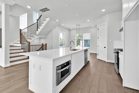 New construction Single-Family house 806 Fisher St, Unit F, Houston, TX 77018 - image 5