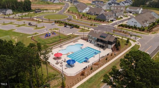 New construction Townhouse house 554 Eversden Dr, Zebulon, NC 27597 Hertford- photo 1 1