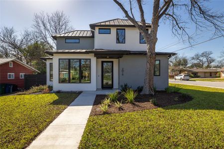 New construction Single-Family house 2019 Brentwood St, Austin, TX 78757 null- photo 0 0