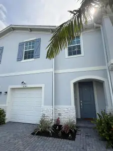 New construction Townhouse house 4341 Pond Lily Ln, Lake Worth, FL 33467 - image