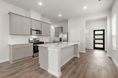 Lago Mar 40' at Lago Mar by Century Communities in Texas City - image 7