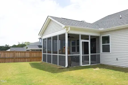 New construction Single-Family house 1017 Quindell Dr, Holly Springs, NC 27540 - image